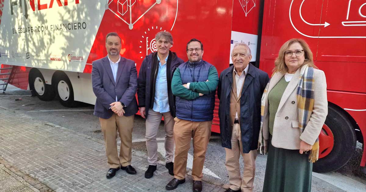 Finexit convierte el IES José Luis Tejada en una misión espacial para aprender finanzas