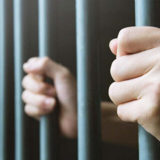 Drama, redención y venganza carcelaria