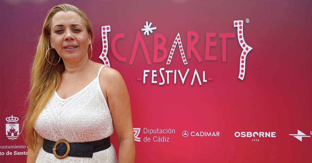Calleja felicita a Aroa Cala y El Wilo por su participación en Cabaret Festival