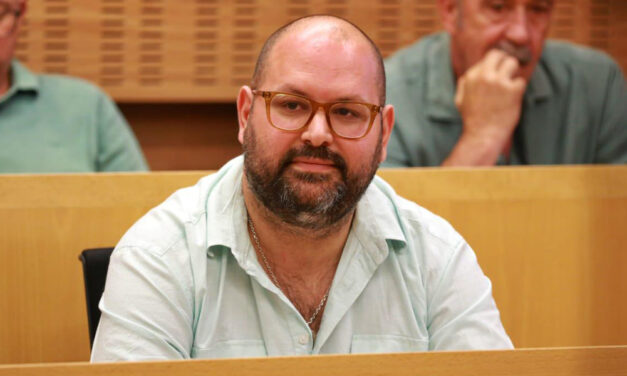Bello acusa a Vox de mentir para dañar la imagen de El Puerto y favorecer su pacto con Izquierda Unida