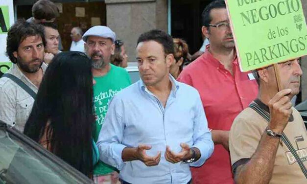 El PP exige la dimisión de De la Encina, querellado criminalmente por Pozos Dulces