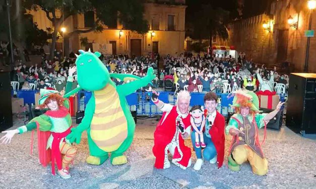 Gran éxito de las fiestas de Nochevieja y entrada del año en El Puerto