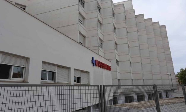La UCI del Hospital de El Puerto se queda libre de coronavirus tres meses después