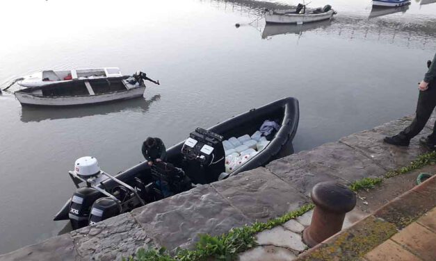 La Guardia Civil intercepta una narcolancha en el río Guadalete