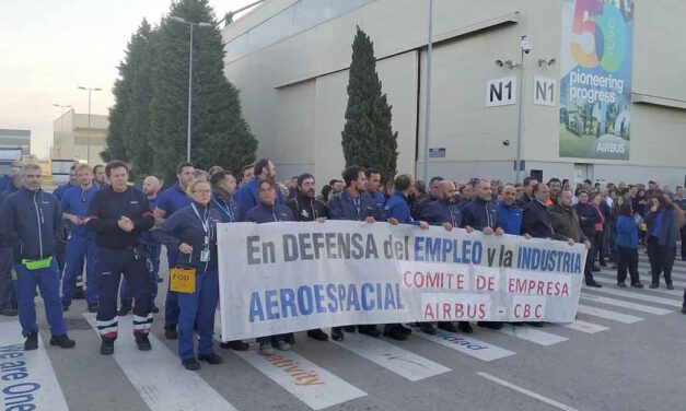 Unión Portuense muestra su rechazo a los recortes en el sector aeronáutico