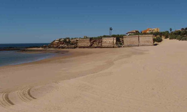 El Gobierno actuará de urgencia para frenar el deterioro de la muralla de Santa Catalina