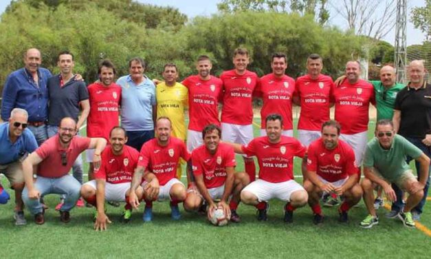 Doble cita solidaria de los veteranos del Racing Club Portuense