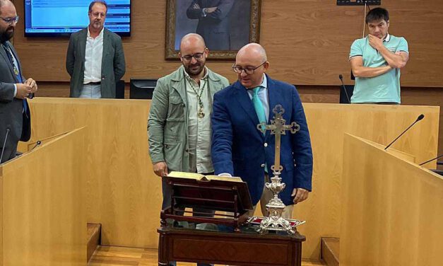 José Ignacio González Nieto toma posesión como concejal del Ayuntamiento de El Puerto
