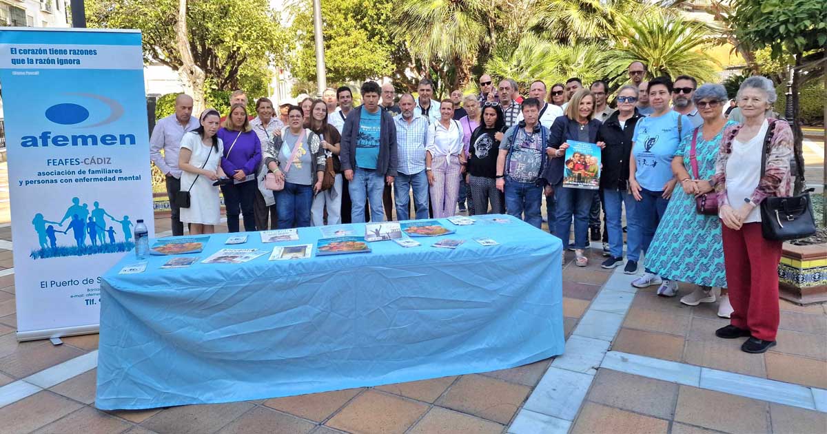 Afemen conmemora el Día Mundial de la Salud Mental con una mesa informativa en la Plaza Isaac Peral