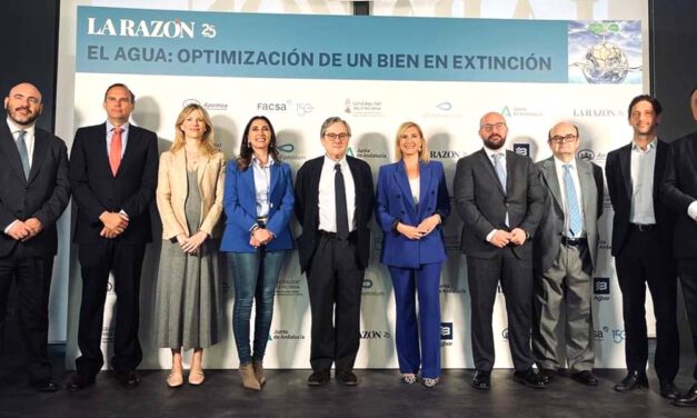 Beardo participa en un foro nacional del agua como representante de los alcaldes de los municipios turísticos de España