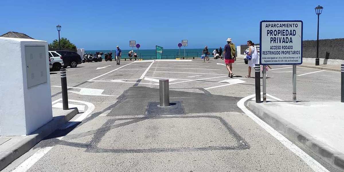 IU pide al Ayuntamiento el cierre de la bolsa de aparcamiento de la Playa del Buzo
