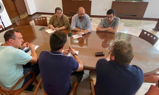 El Gobierno municipal mantiene un encuentro con el comité de empresa de Aqualia