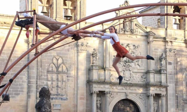 ‘Escena al Aire’ vuelve a llenar las calles de El Puerto de teatro, circo y música