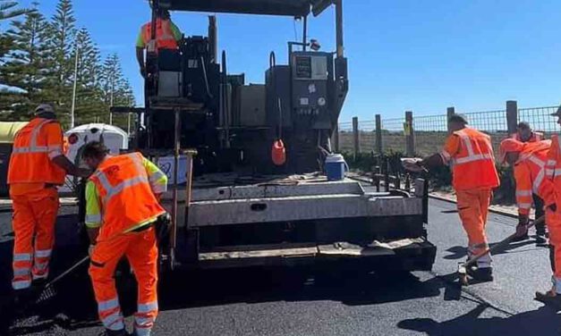 Mantenimiento Urbano inicia un plan de asfaltado que abarca calles y varias avenidas