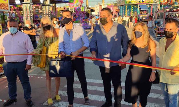Inaugurada la Velada del Carmen en El Puerto que se celebrará hasta el 1 de agosto