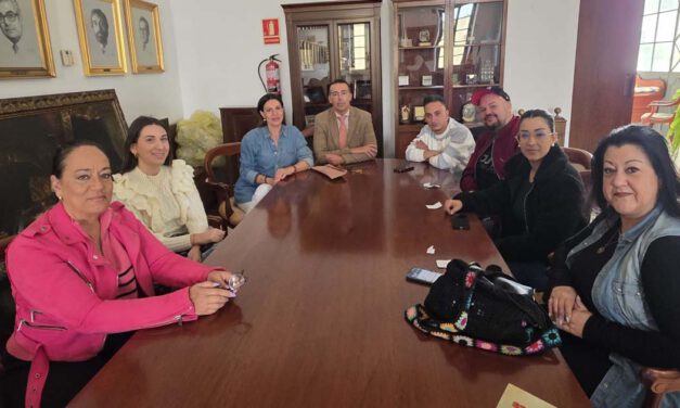 Las academias de baile ultiman su participación en la preferia y la Feria con un programa coordinado