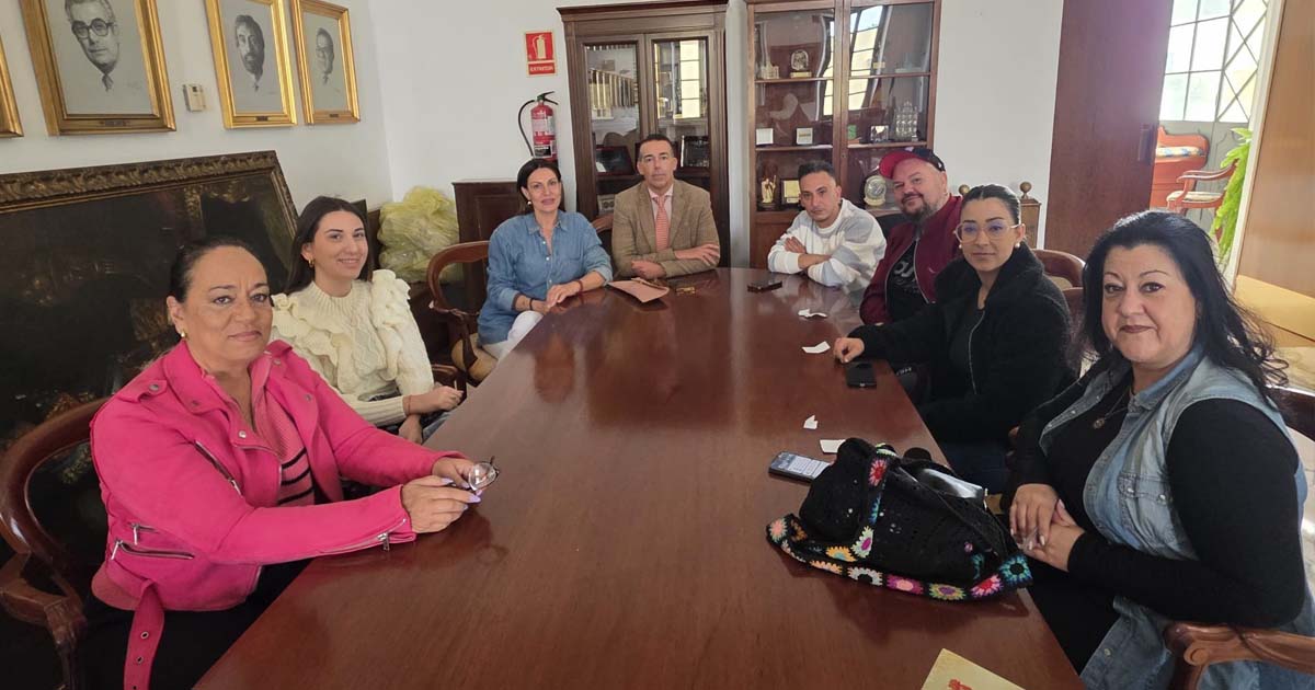 Las academias de baile ultiman su participación en la preferia y la Feria con un programa coordinado