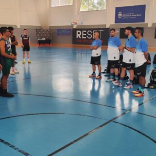 El Medina Basketball Tournament convierte el Pabellón Angelita Alta en el epicentro del baloncesto juvenil internacional