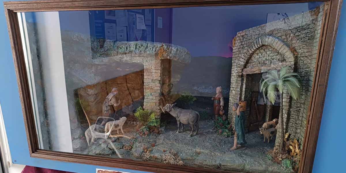 La Navidad llega al Centro Cívico con el diorama realizado por la Asociación de Belenistas Ángel Martínez