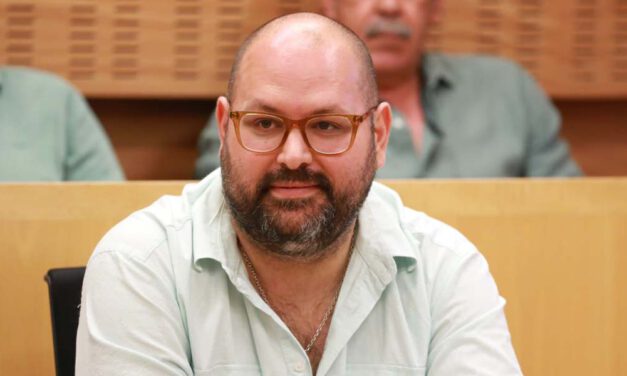 Bello denuncia que CCOO actúa en clave política y solo defiende los intereses particulares de sus afiliados
