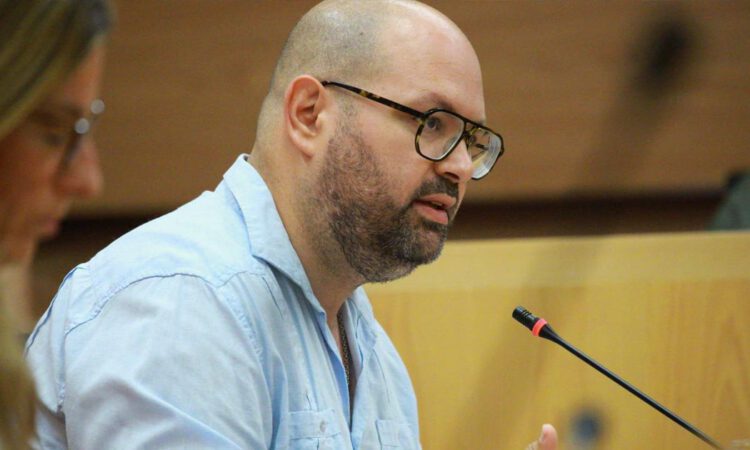 El Ayuntamiento defenderá a la plantilla de Ayuda a Domicilio si se acreditan los incumplimientos de ÓBOLO