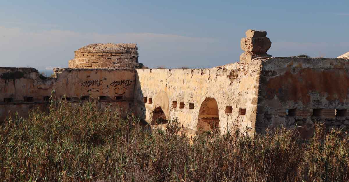 Betilo continúa con su campaña para la recuperación de la La Muralla y Fuerte de Santa Catalina