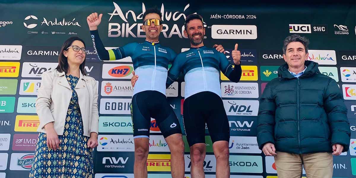 El portuense Carlos Molina gana la carrera Andalucía Bike Race en la categoría M40