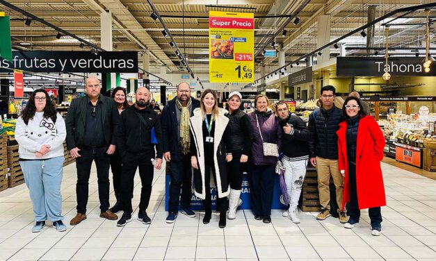 Alumnos del Curso de Desarrollo de Habilidades para la Inserción Socio-Laboral visitan Carrefour El Paseo
