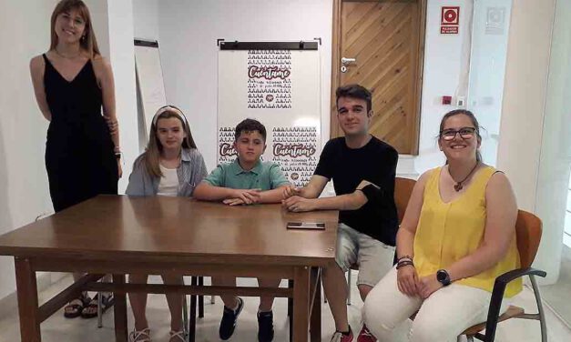 La Coral de La Salle Santa Natalia presenta el cartel de su nuevo musical "Cuéntame"