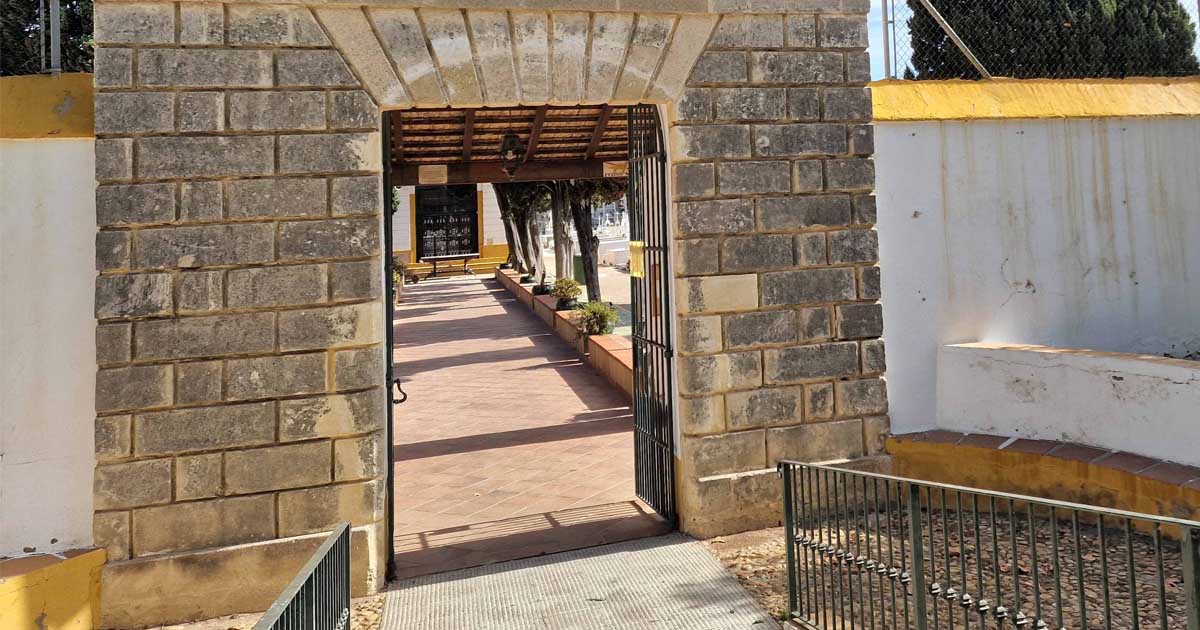 El Cementerio Municipal amplía su horario por la Festividad de Todos los Santos