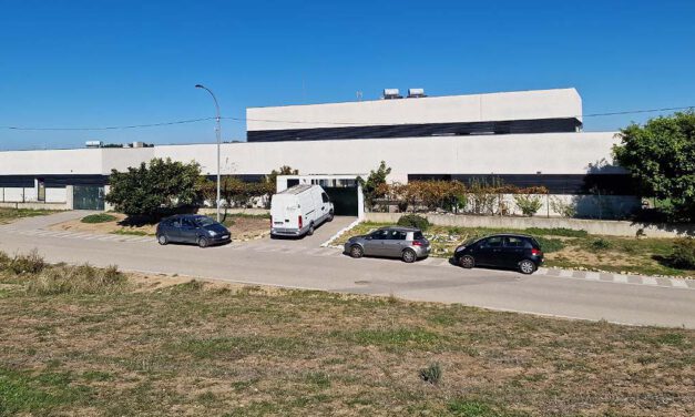 Izquierda Unida reclama una respuesta a Lara sobre el centro de emergencia