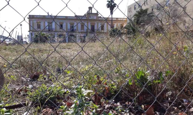 El PSOE denuncia "el abandono que sufre el centro de El Puerto"