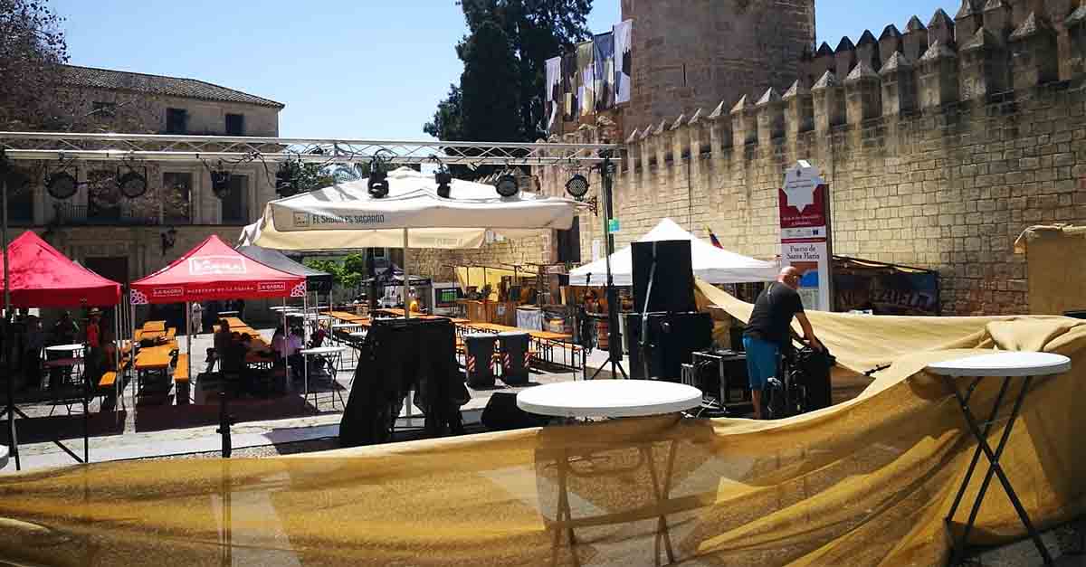 La Plaza del Castillo acogerá el Oktoberfest Halloween del viernes 27 al martes 31 de octubre