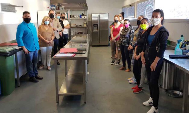 El Centro Cívico acoge el curso "Cocina básica de hogar y aprovechamiento"