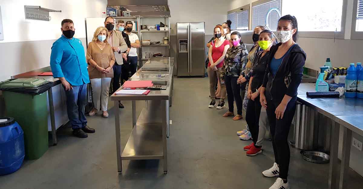 El Centro Cívico acoge el curso "Cocina básica de hogar y aprovechamiento"