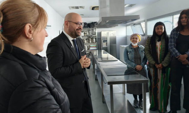 El Centro Cívico acoge un taller de cocina intercultural para reforzar la convivencia