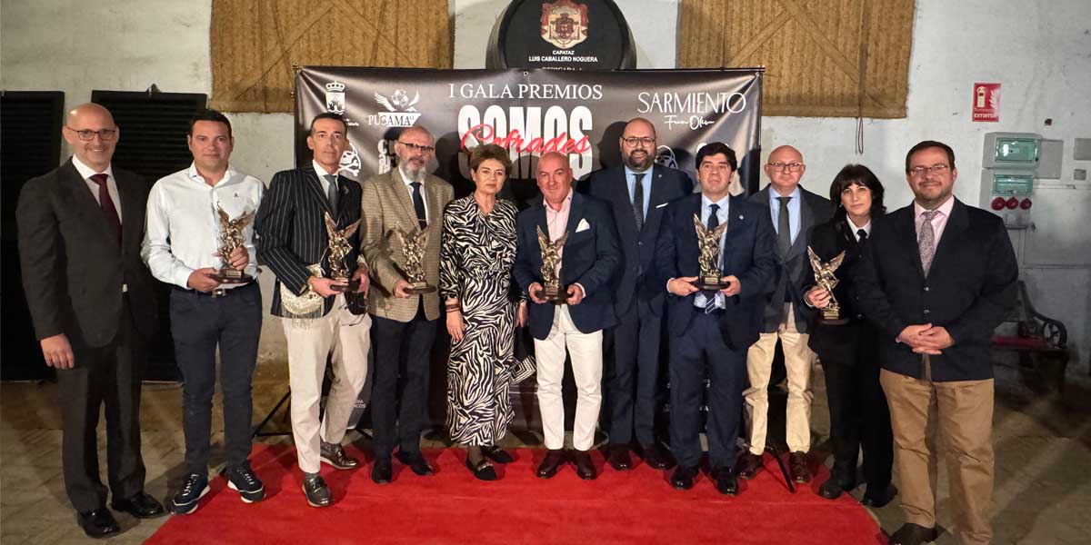 La I Gala de Premios “Somos Cofrades” reconoce la excelencia de la Semana Santa portuense