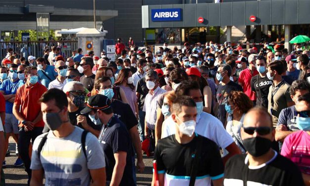La bahía de Cádiz se manifiesta para evitar despidos en la aeronáutica