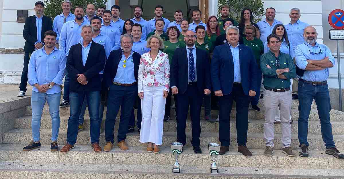 Recepción oficial al senior masculino y femenino del Club de Rugby Atlético Portuense: Campeones de Andalucía