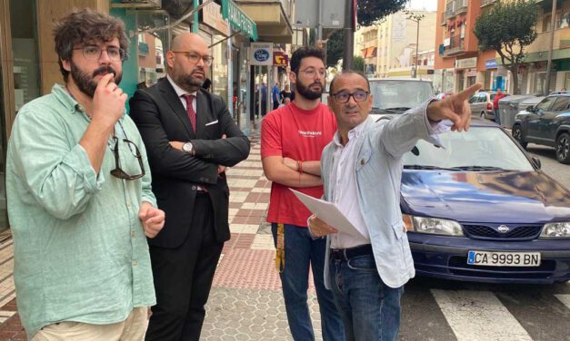 El Ayuntamiento refuerza su colaboración con la zona comercial de Crevillet