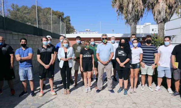 El Club de Rugby de El Puerto imparte un curso para formar a entrenadores