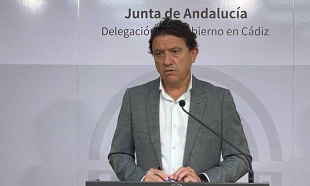 Daniel Sánchez Román participa en una jornada informativa organizada por la Asociación de Empresarios de El Puerto