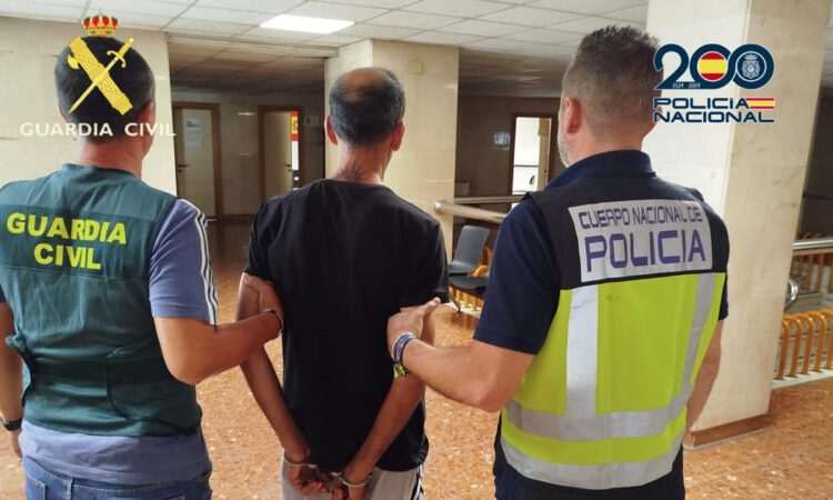 Desarticulado en El Puerto un grupo que robaba en viviendas tras sustraer las llaves