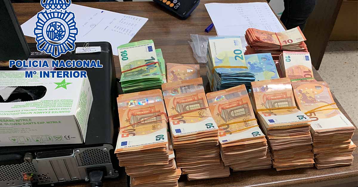 Detenido en El Puerto con más de 200.000 euros sin declarar
