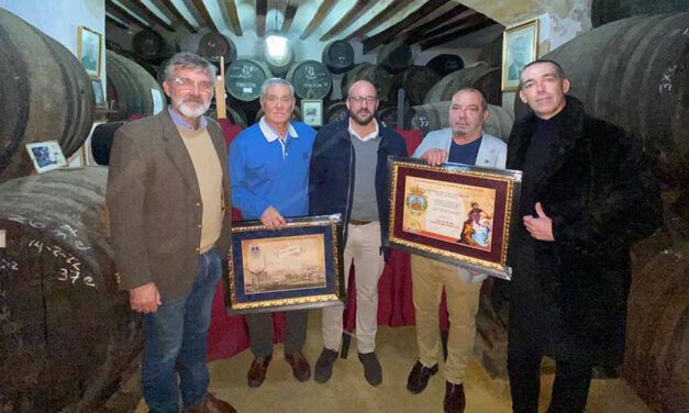 Patrimonio Histórico reconoce a la Asociación de Belenistas Portuense Ángel Martínez y a Bodegas Obregón