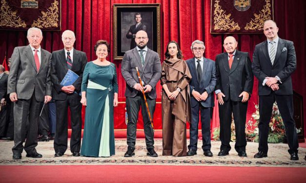 El Día de El Puerto reconoce a personas y entidades que han marcado la historia y el presente de la ciudad