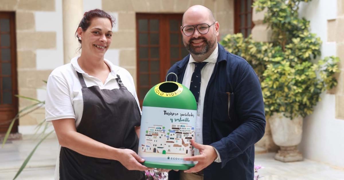 Arranca la entrega de los mini-iglús de la campaña Bandera Verde de Ecovidrio
