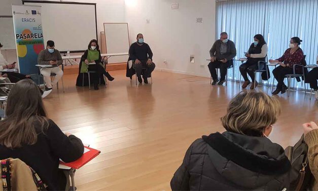 El Ayuntamiento trabaja con el movimiento vecinal las actividades ERACIS en sus barrios