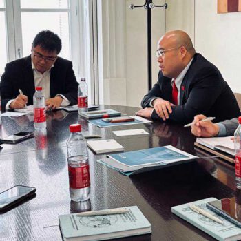 Reunión de Germán Beardo con un grupo inversor chino