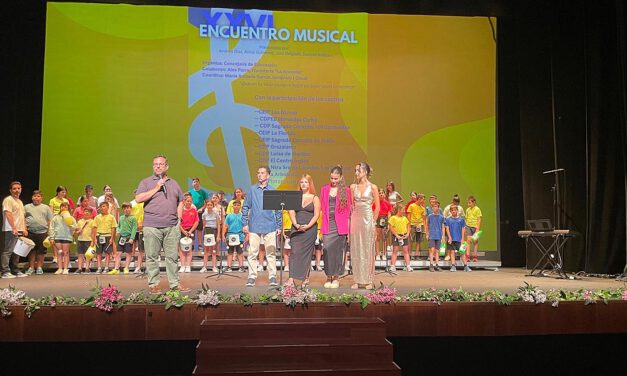 Más de 500 escolares llenan de música el Pedro Muñoz Seca